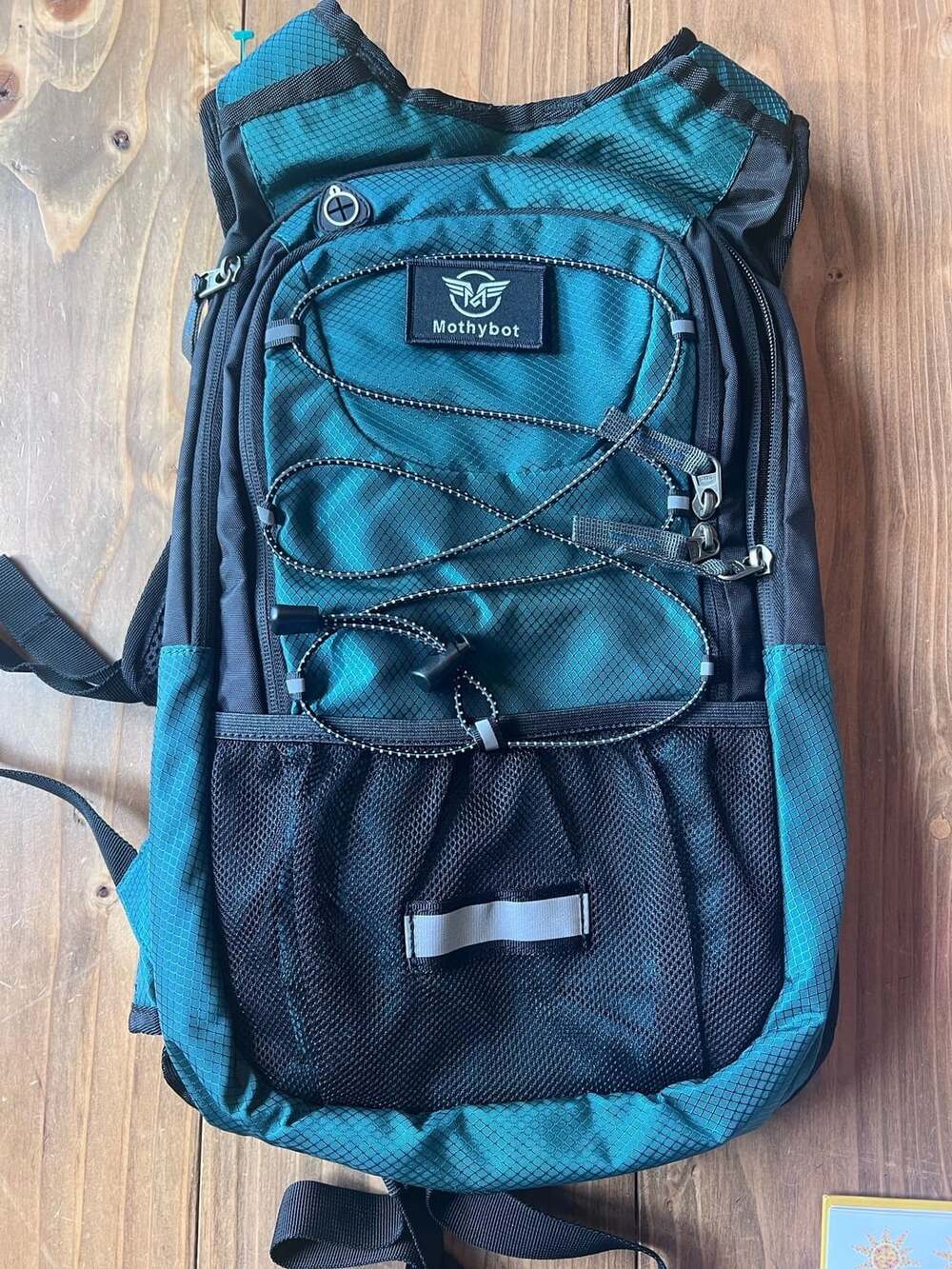 Mothybot Hydration Backpack with 2L BPA Free Bladder, Lightweight Insulated Pack